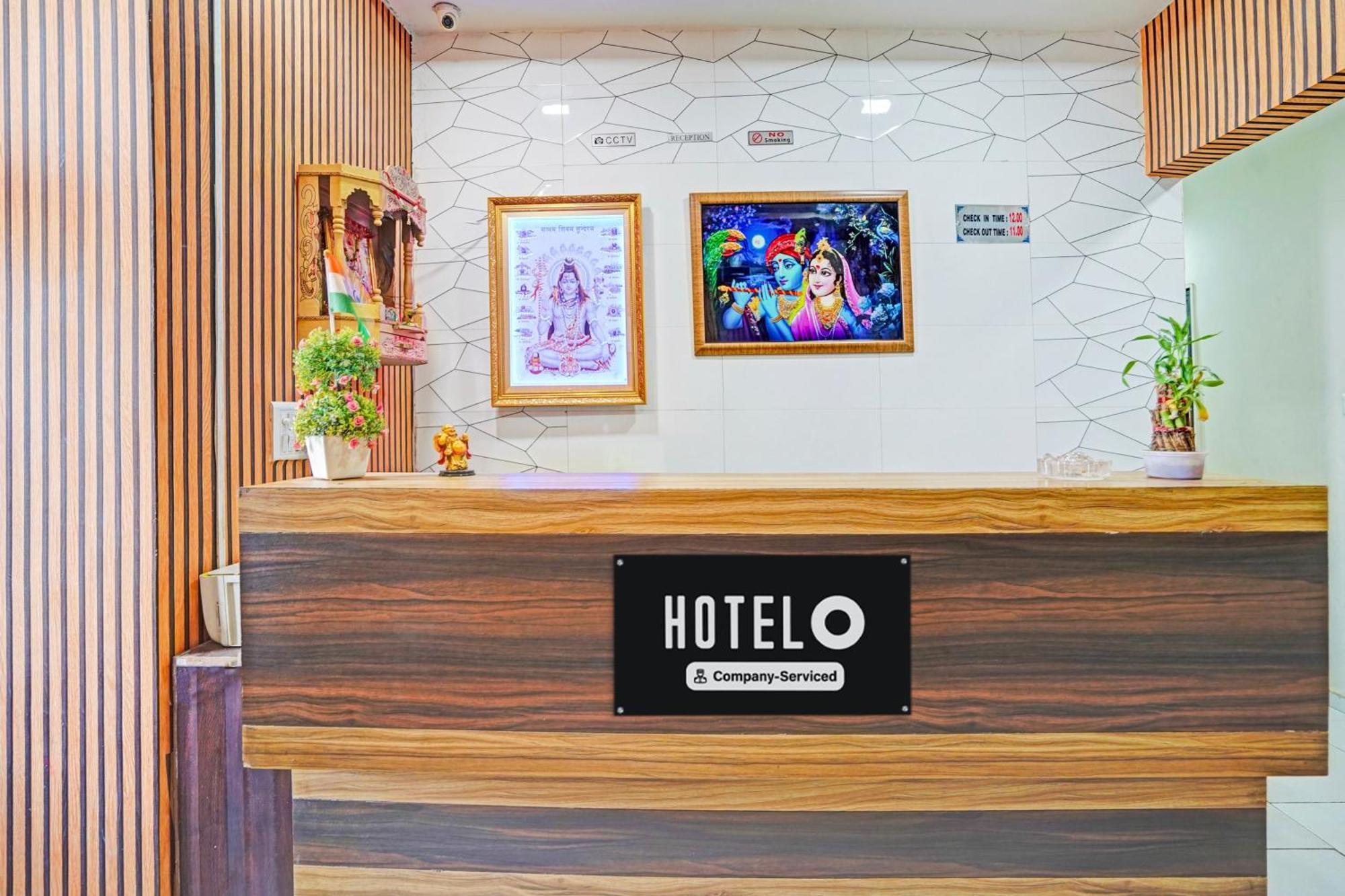 Hotel O S. G. Highway Formerly I Land Park Αχμπανταμπάντ Εξωτερικό φωτογραφία